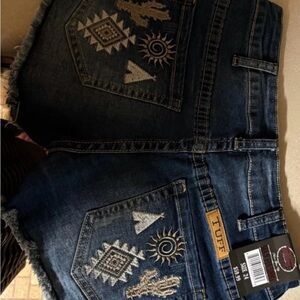 Size 24 cowgirl tuff jean shorts NWT